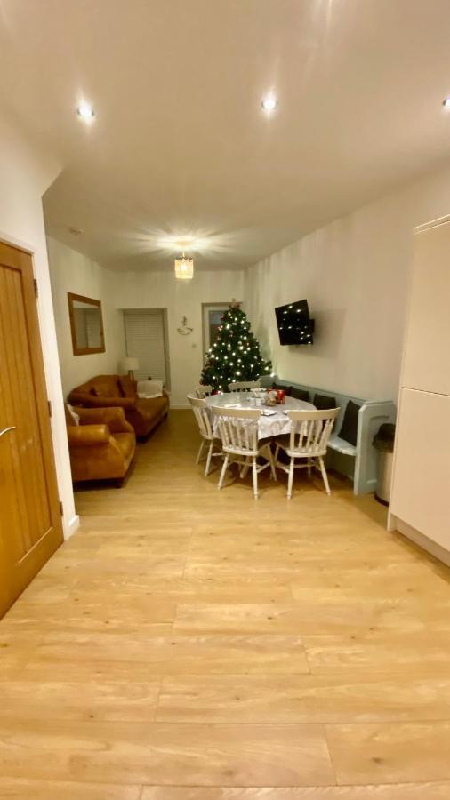 The Bonting Beautiful Three Bed Townhouse Near Harbour And Beach Torquay Exterior foto