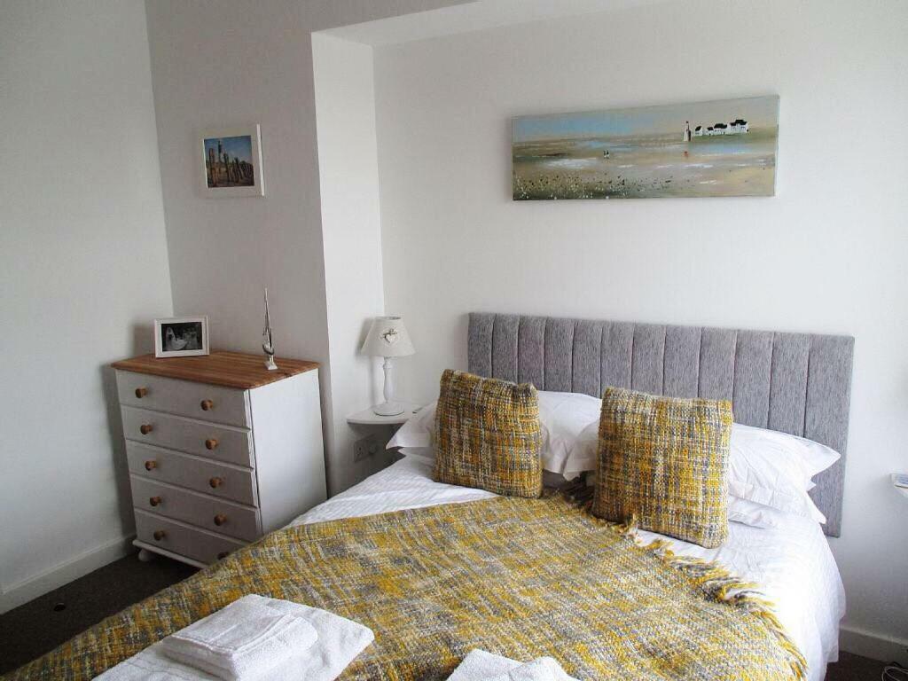 The Bonting Beautiful Three Bed Townhouse Near Harbour And Beach Torquay Exterior foto
